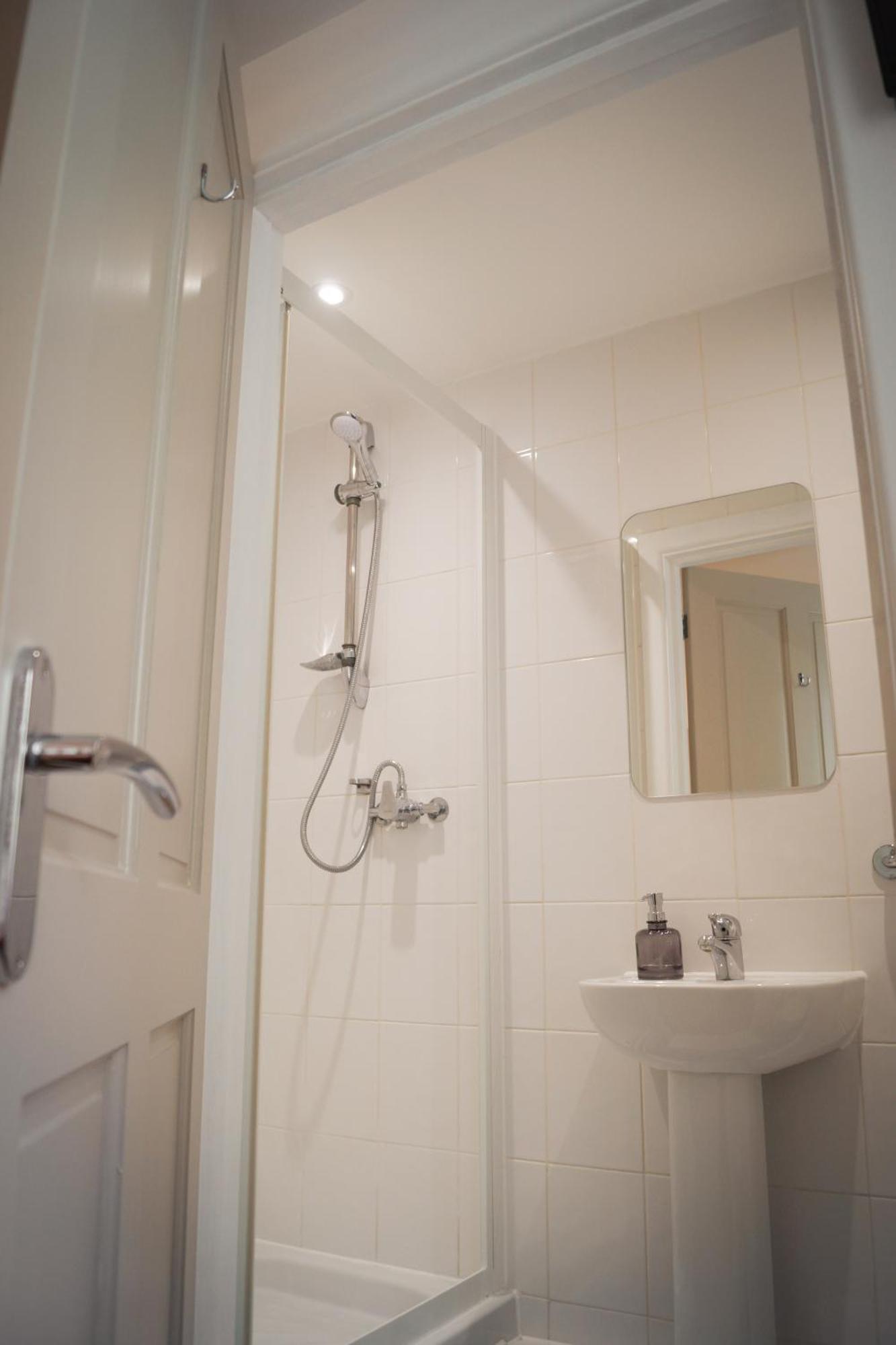 Lemon Tree Rooms - Newly Refurbished Coastal Stay Swyre المظهر الخارجي الصورة